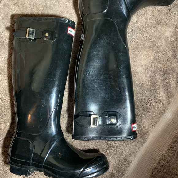 Hunter Jet Black Original Gloss tall rain boots. - Picture 1 of 6